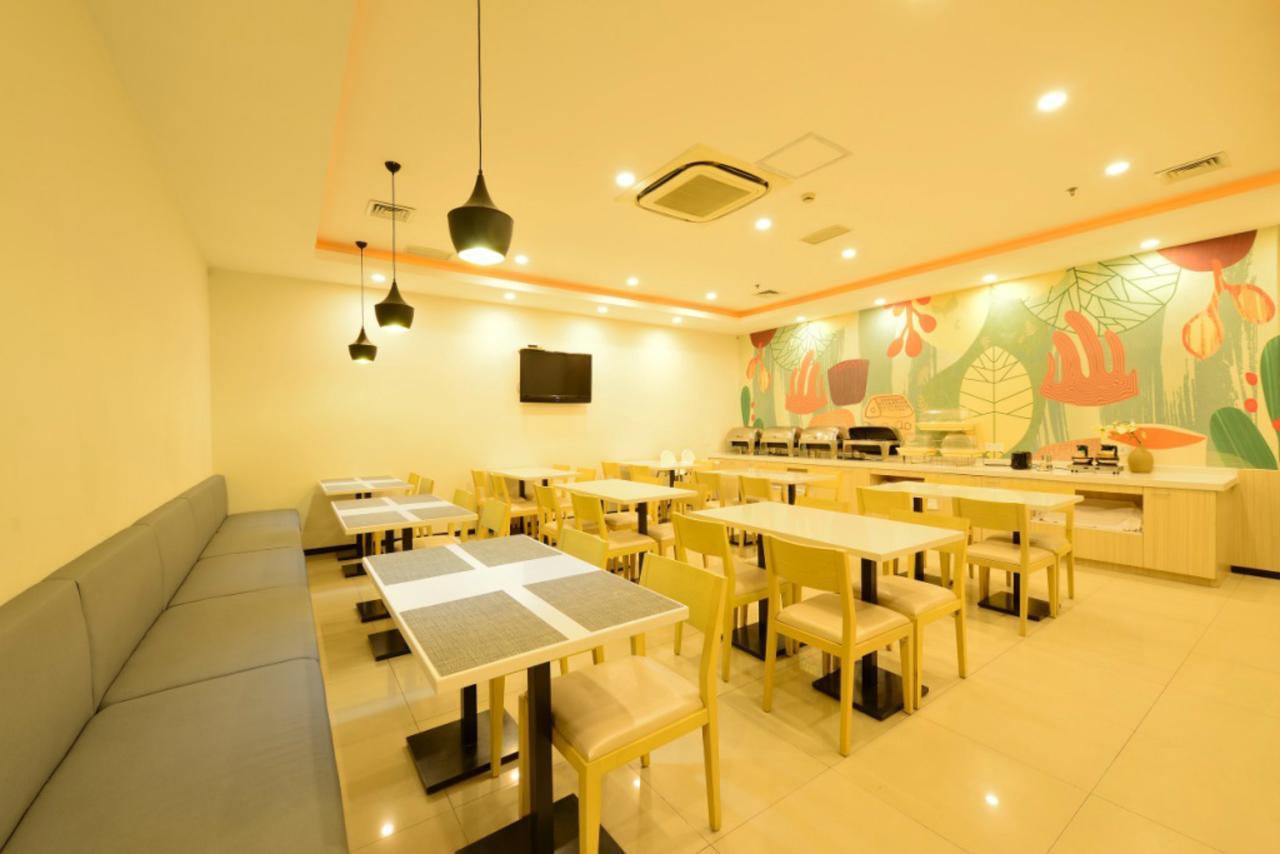 Hanting Express Changxing Island Phoenix Town Shanghai Exterior photo